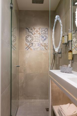 select hotel rive gauche