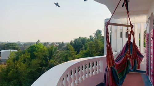 holi wood guesthouse