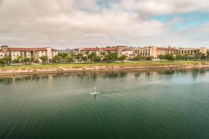 courtyard by marriott san diego airport liberty station