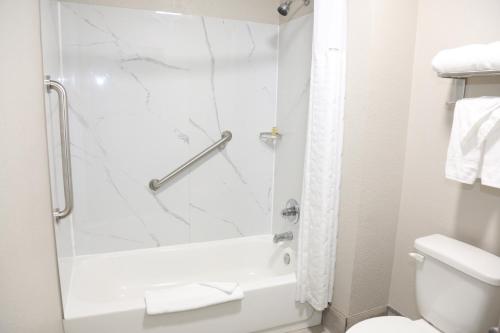 days inn by wyndham monroe la