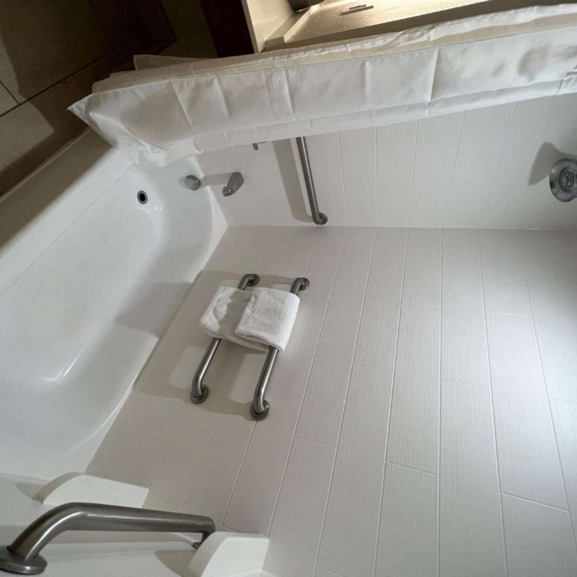 holiday inn express and suites lake elsinore by ihg