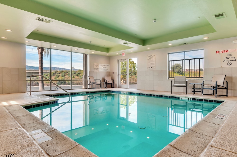 holiday inn express and suites lake elsinore by ihg