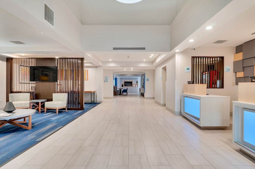 holiday inn express and suites lake elsinore by ihg