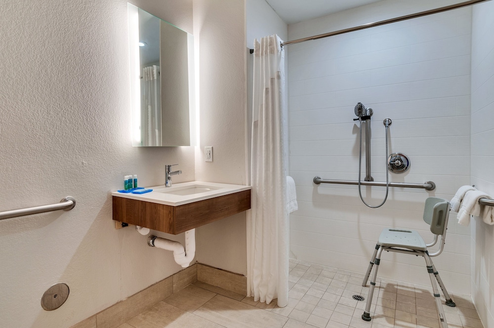 holiday inn express and suites lake elsinore by ihg