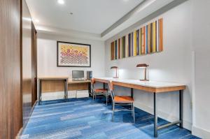 holiday inn express and suites lake elsinore by ihg