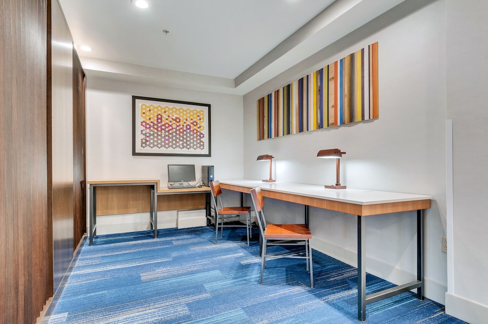 holiday inn express and suites lake elsinore by ihg