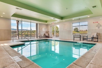 Holiday Inn Express & Suites, Lake Elsinore By Ihg,Hemet>>Canyon Lake,3 star