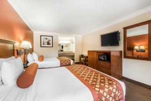 rodeway inn and suites canyon lake menifee west