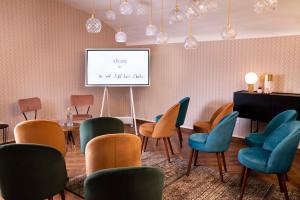 hotel eiffel saint charles