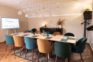 hotel eiffel saint charles
