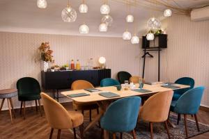 hotel eiffel saint charles