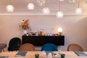 hotel eiffel saint charles