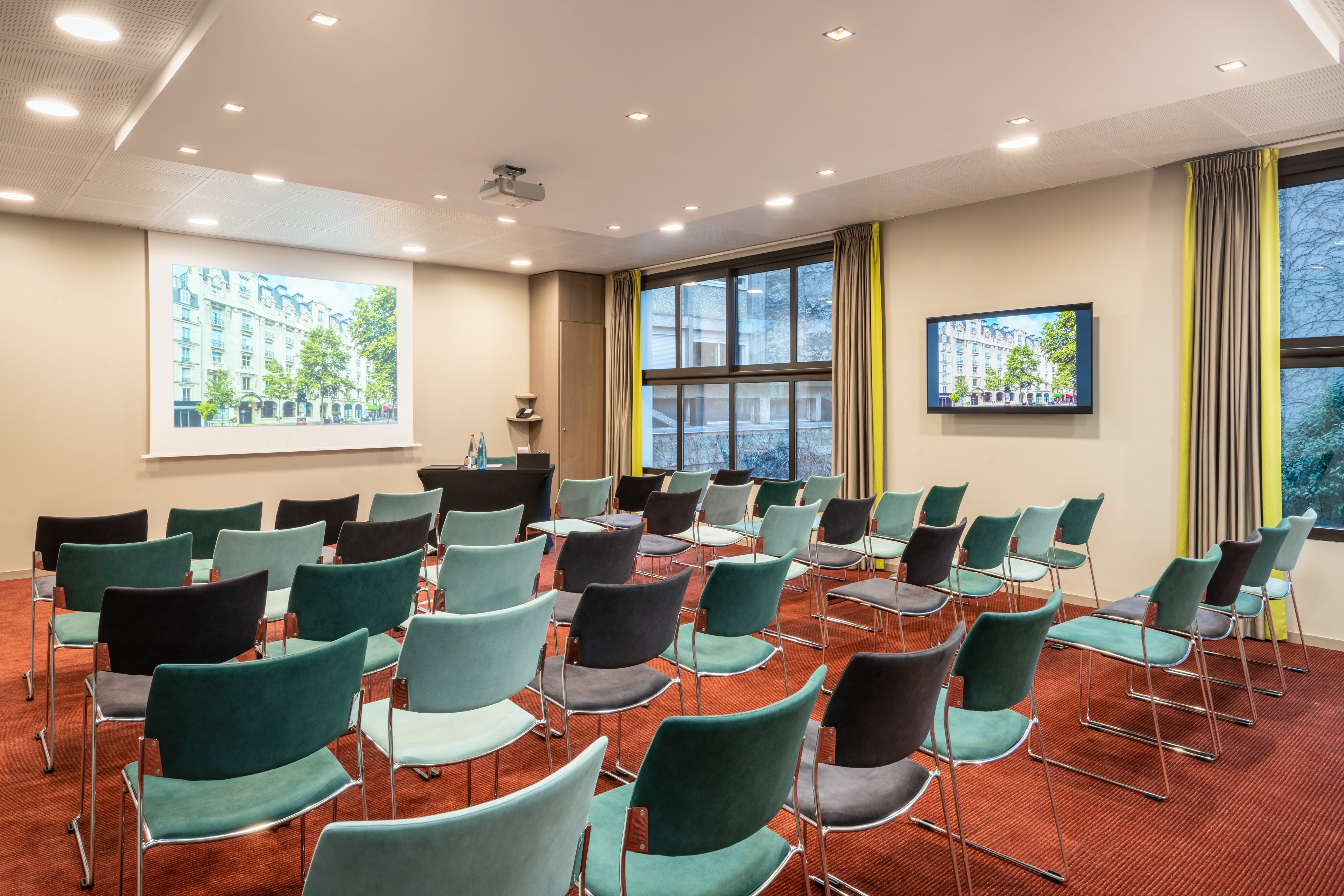holiday inn paris gare de lyon bastille by ihg