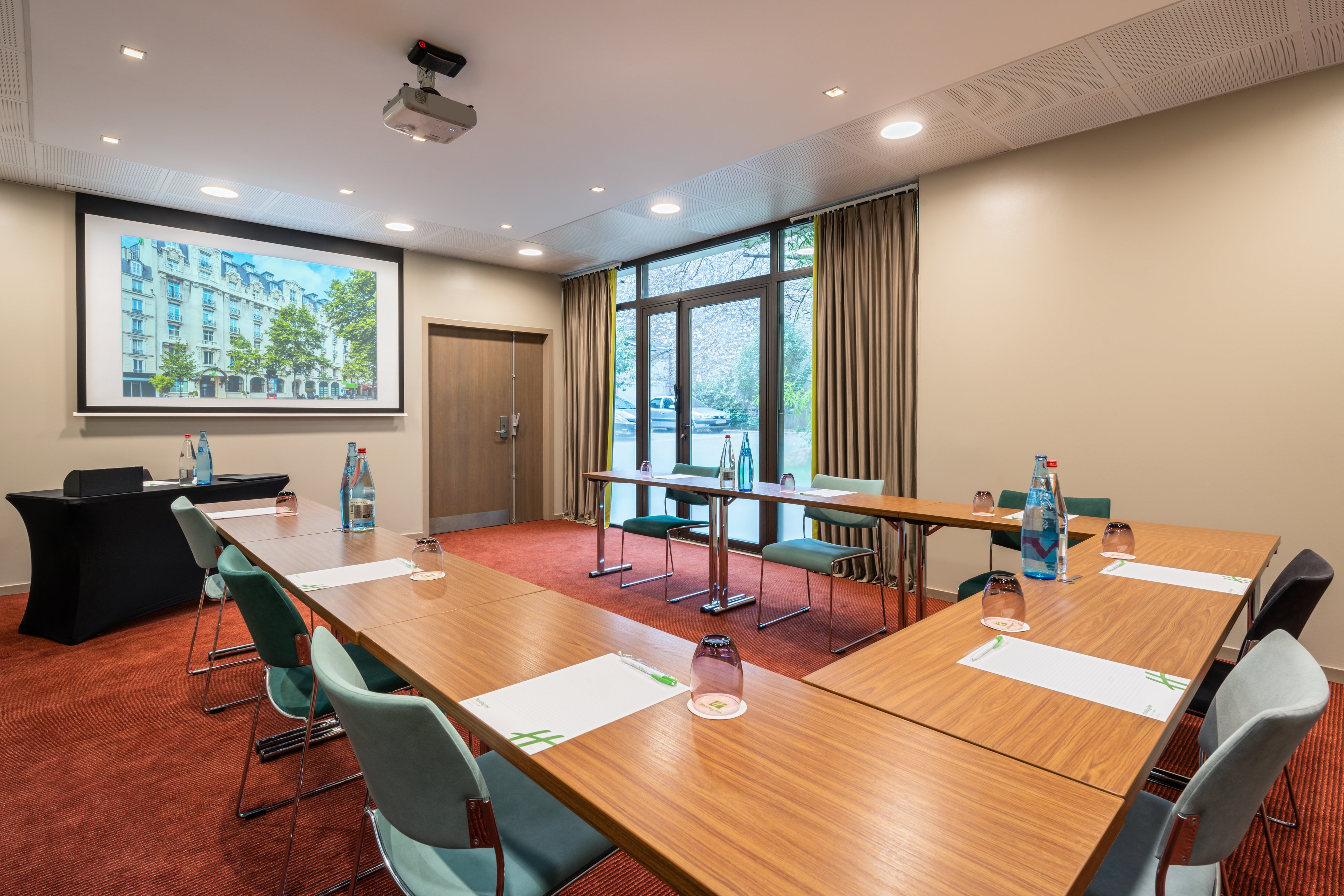 holiday inn paris gare de lyon bastille by ihg