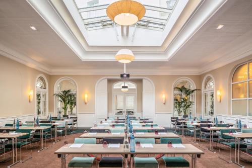 holiday inn paris gare de lyon bastille by ihg