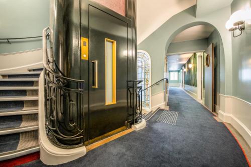 holiday inn paris gare de lyon bastille by ihg