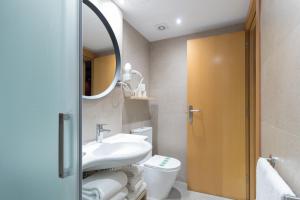 apartamentos turisticos royal marina gardens