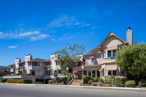 Victorian Inn,Del Rey Oaks>>California,3 star