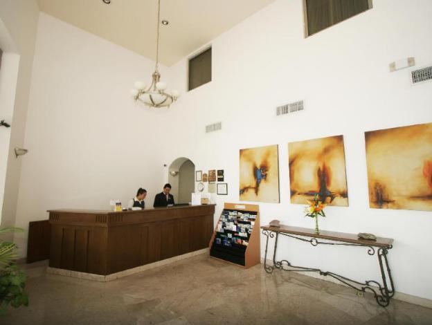 wyndham garden monterrey valle real