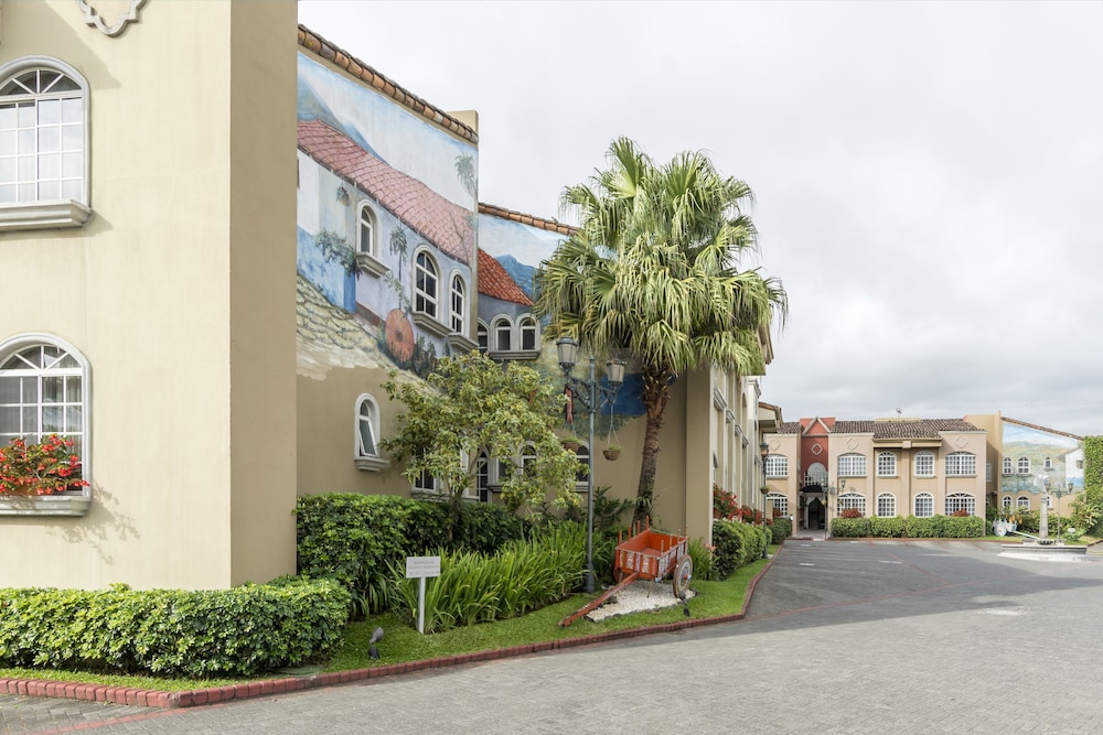 casa conde hotel and suites