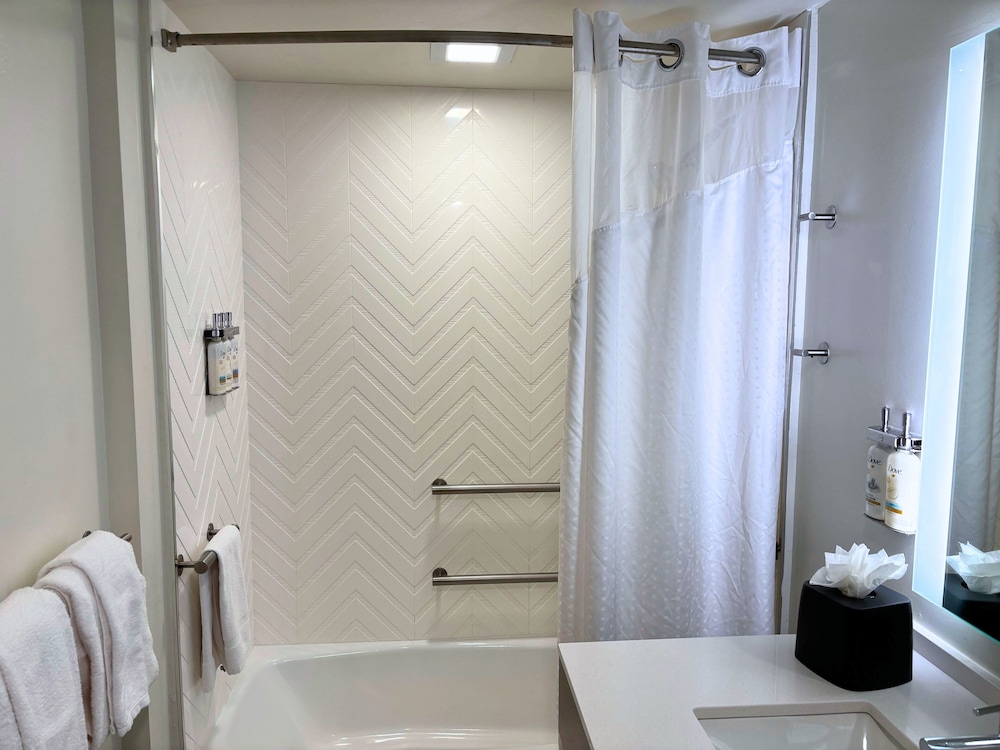 holiday inn hotel and suites orange park by ihg