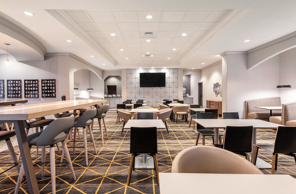 holiday inn hotel and suites orange park by ihg