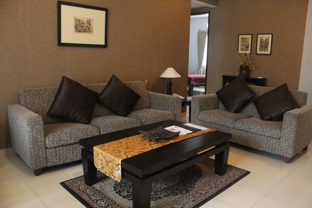 the radiant hotel