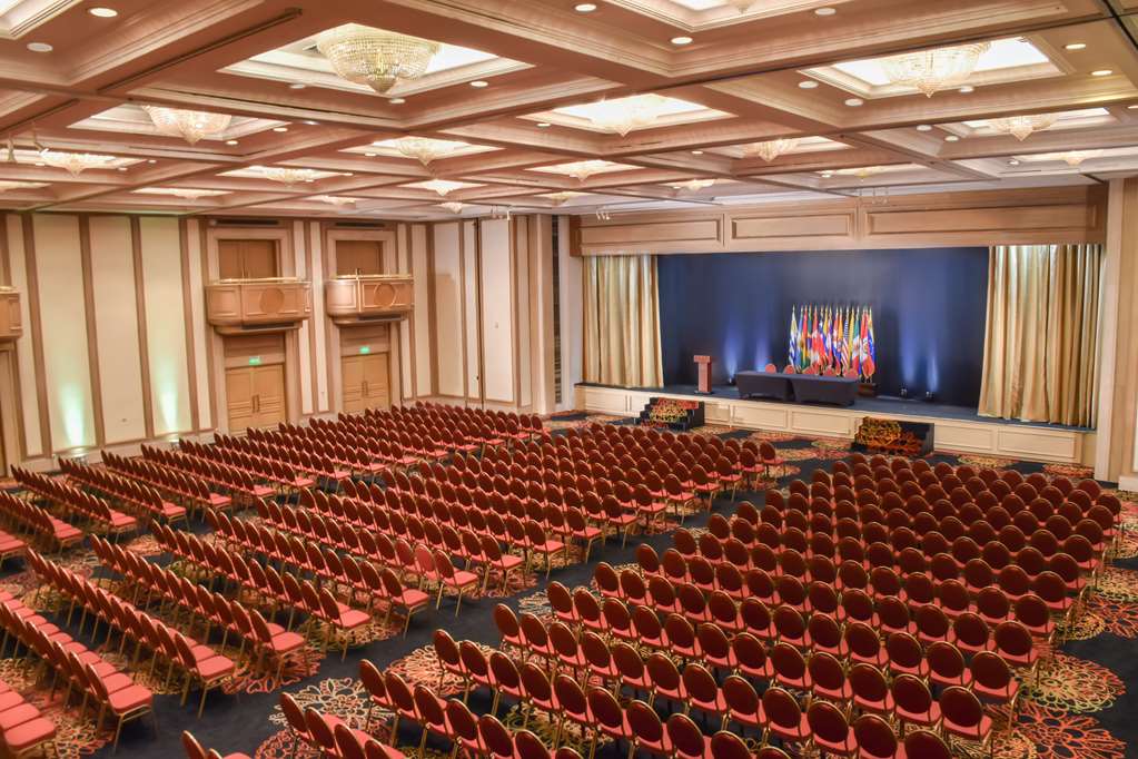 radisson montevideo victoria plaza hotel