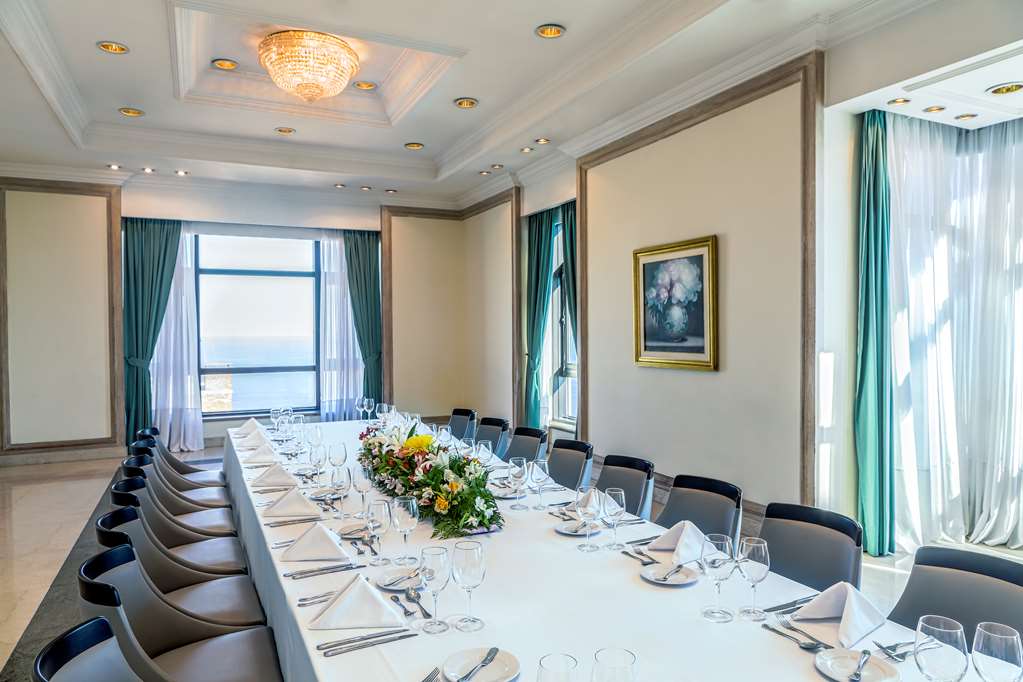 radisson montevideo victoria plaza hotel