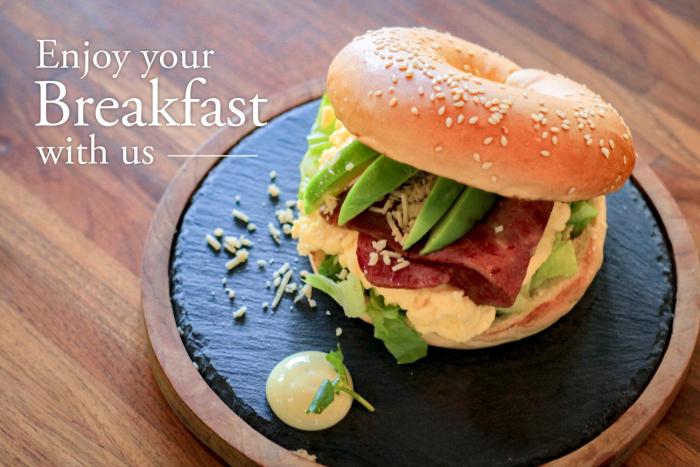 grandmas plus hotel seminyak