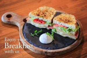 grandmas plus hotel seminyak