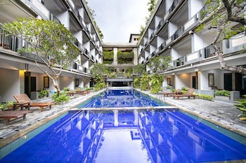 Champlung Mas Hotel Legian,Kuta>>Bali,4 star