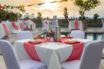 Champlung Mas Hotel Legian,Kuta>>Bali,4 star