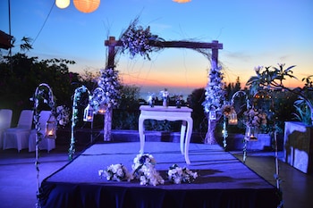 Champlung Mas Hotel Legian,Kuta>>Bali,4 star