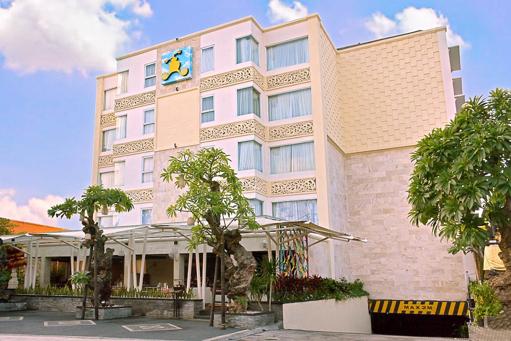 royal regantris kuta