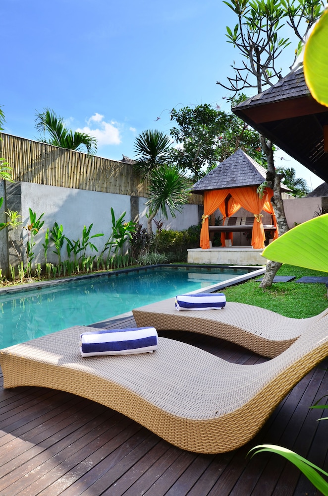 the khayangan dreams villa umalas