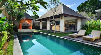 the khayangan dreams villa umalas