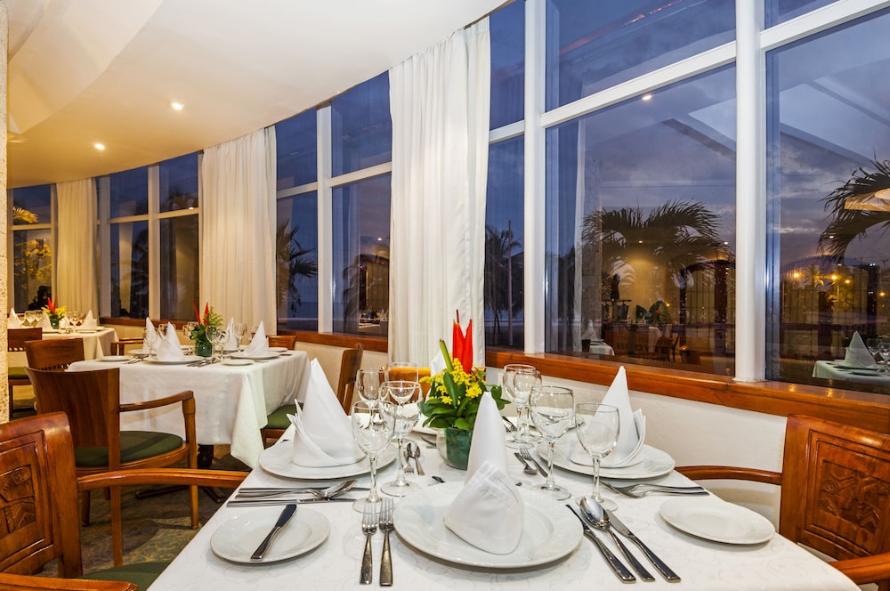 hotel almirante cartagena colombia