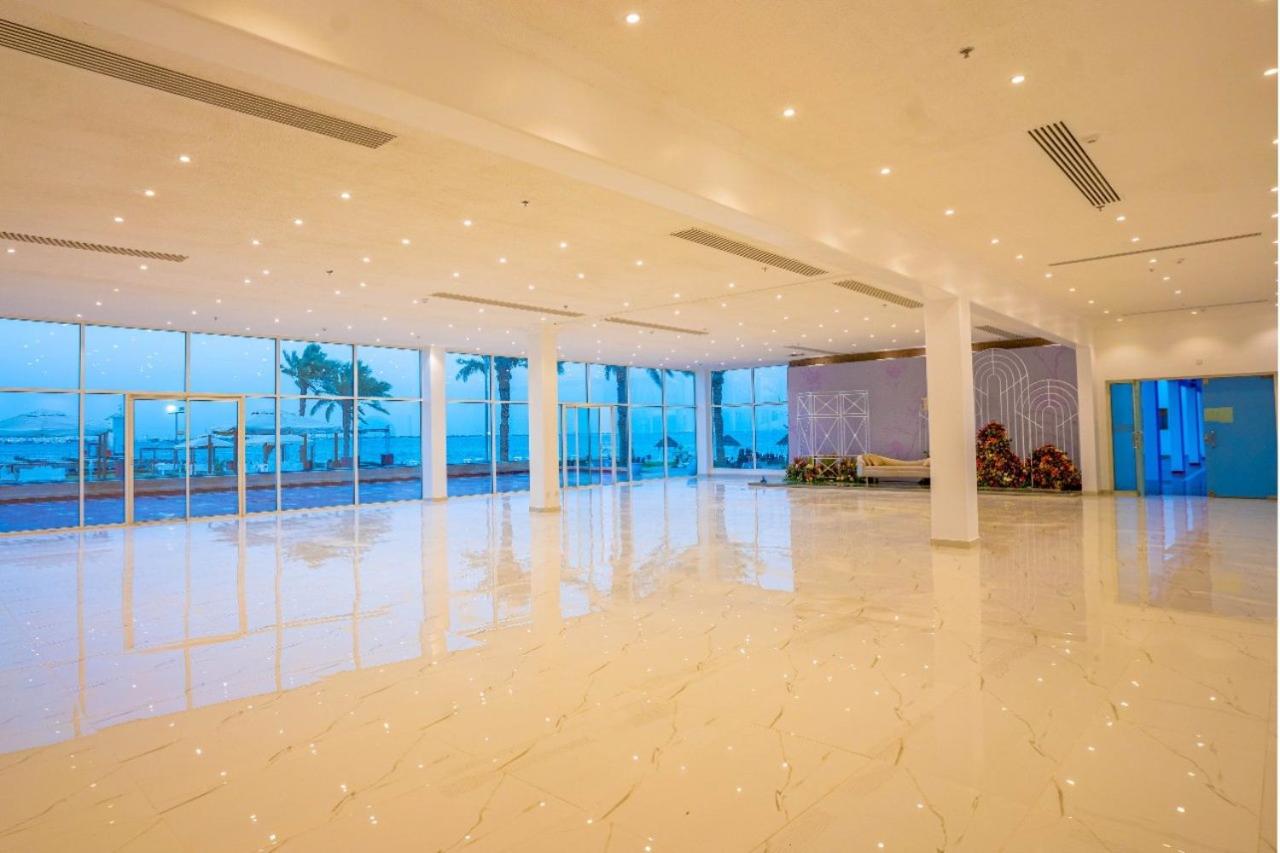 palm beach resort