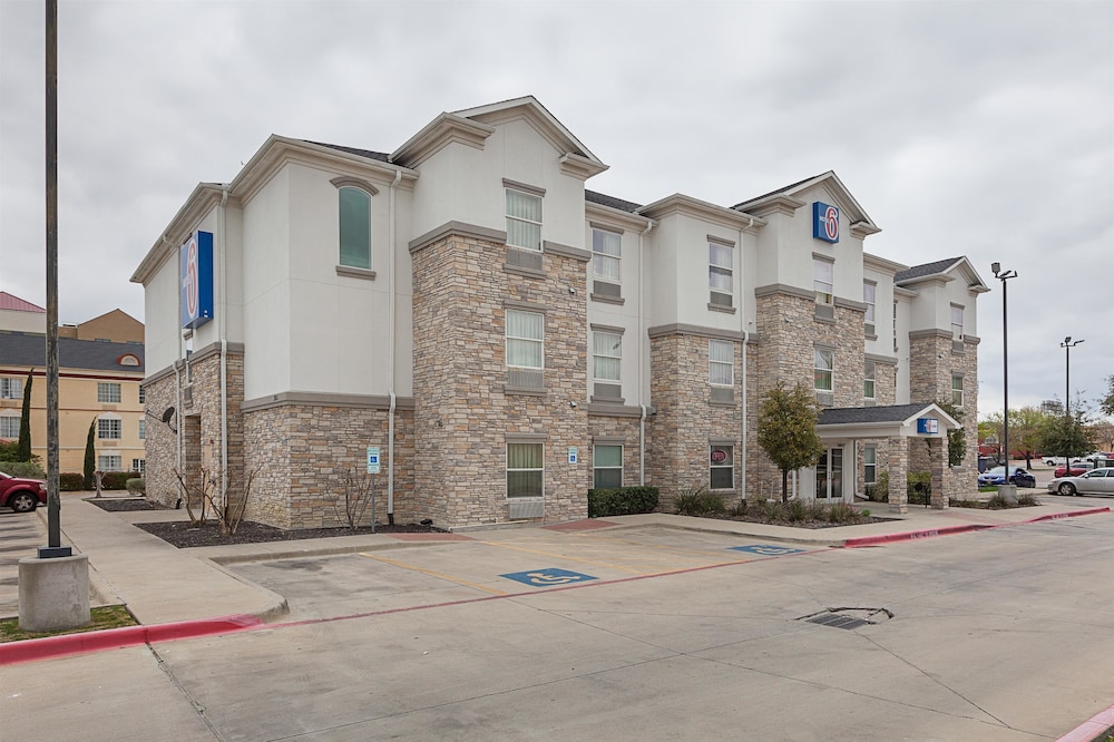 motel 6 fort worth tx