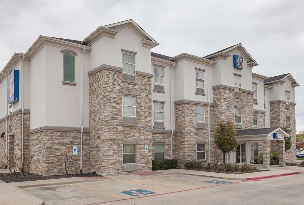motel 6 fort worth tx