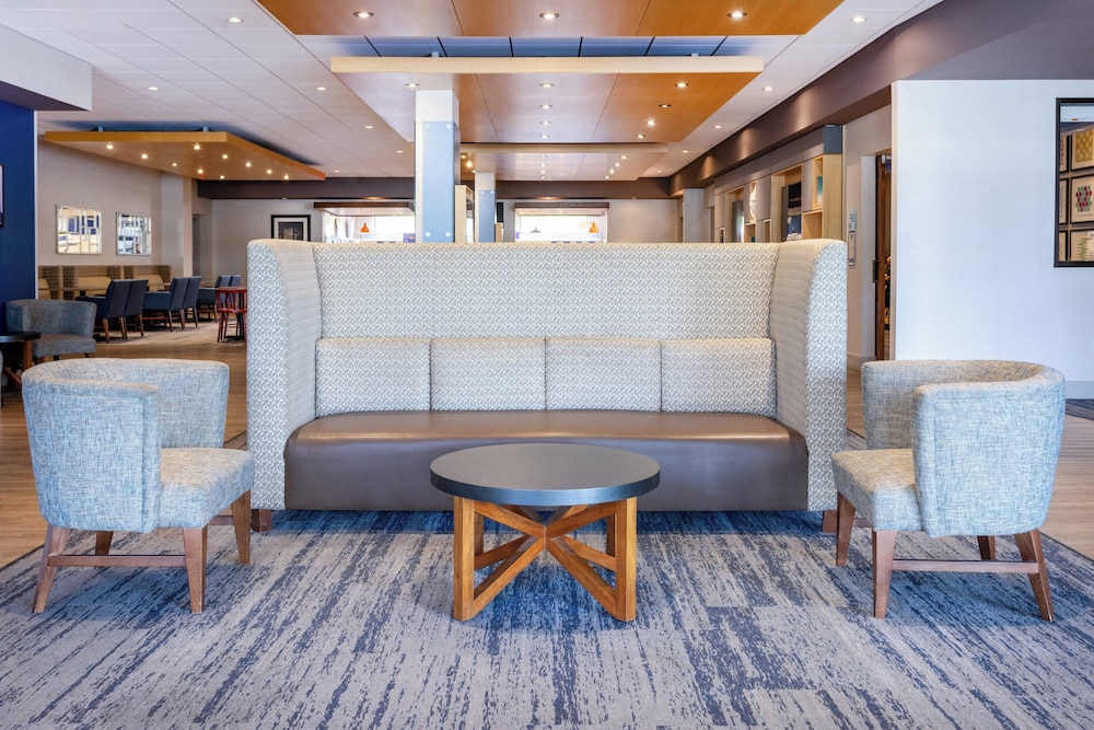holiday inn express and suites ft washington philadelphia