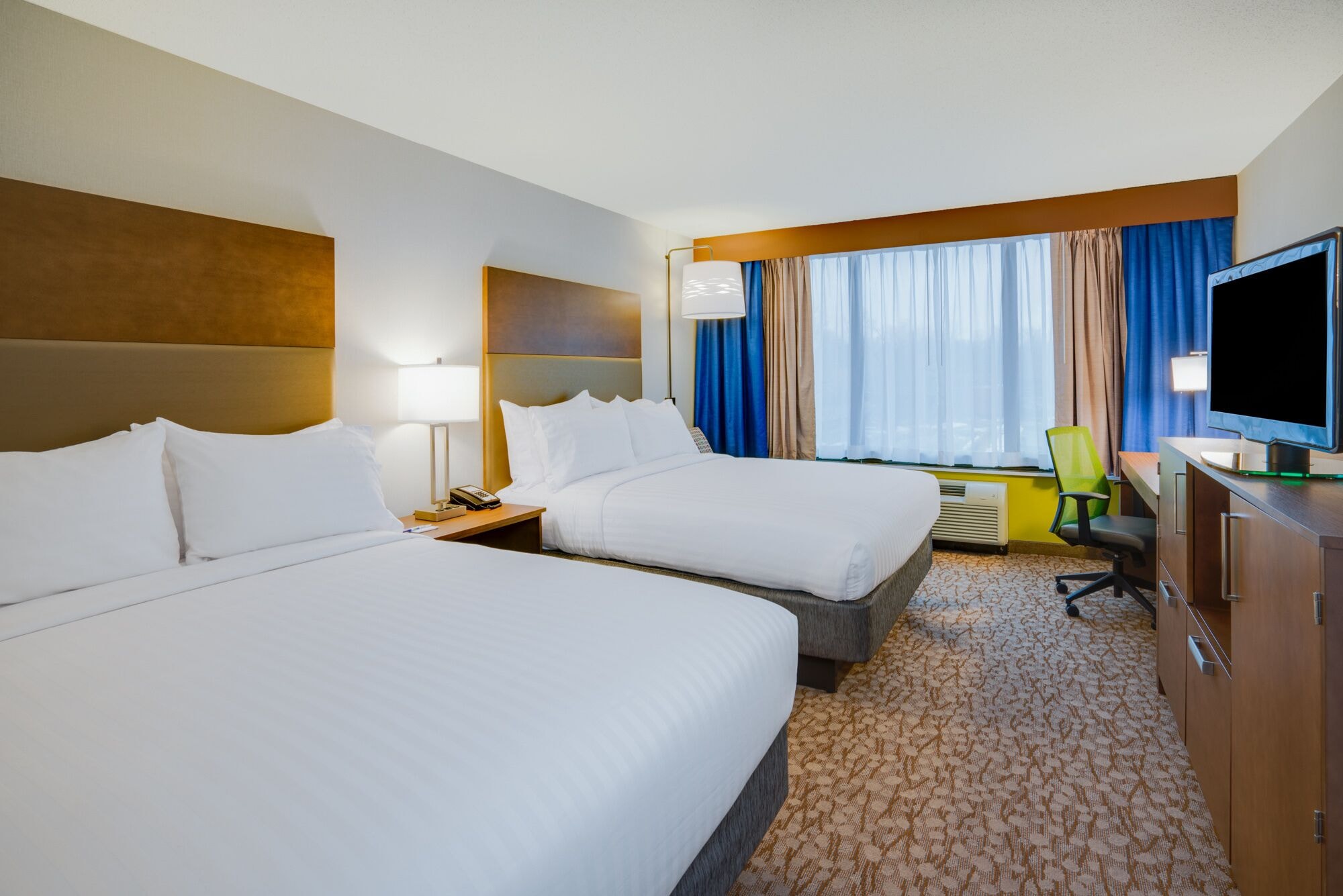 holiday inn express and suites ft washington philadelphia