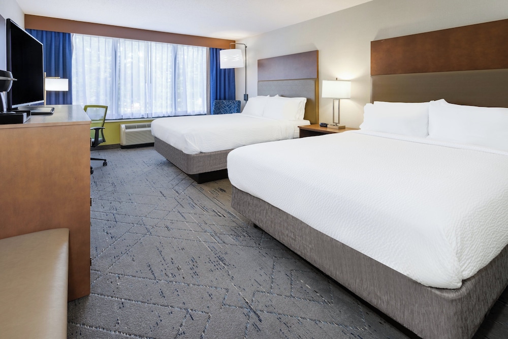 holiday inn express and suites ft washington philadelphia