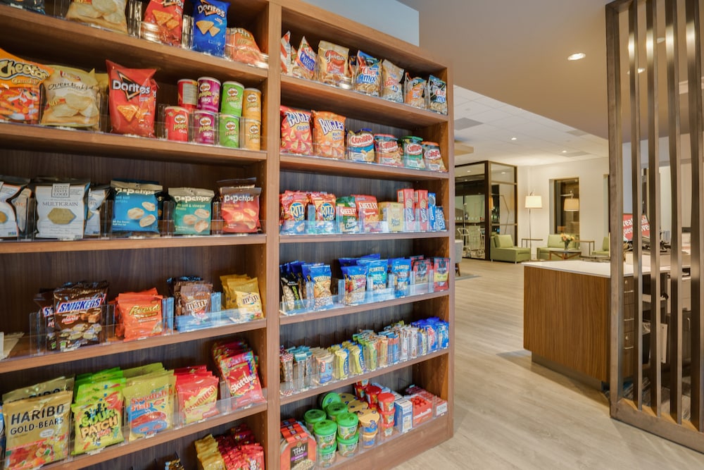 holiday inn express and suites ft washington philadelphia