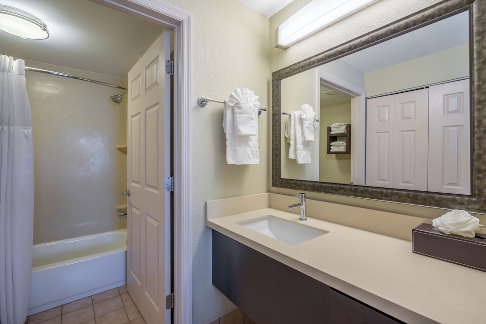 staybridge suites brandywine by ihg