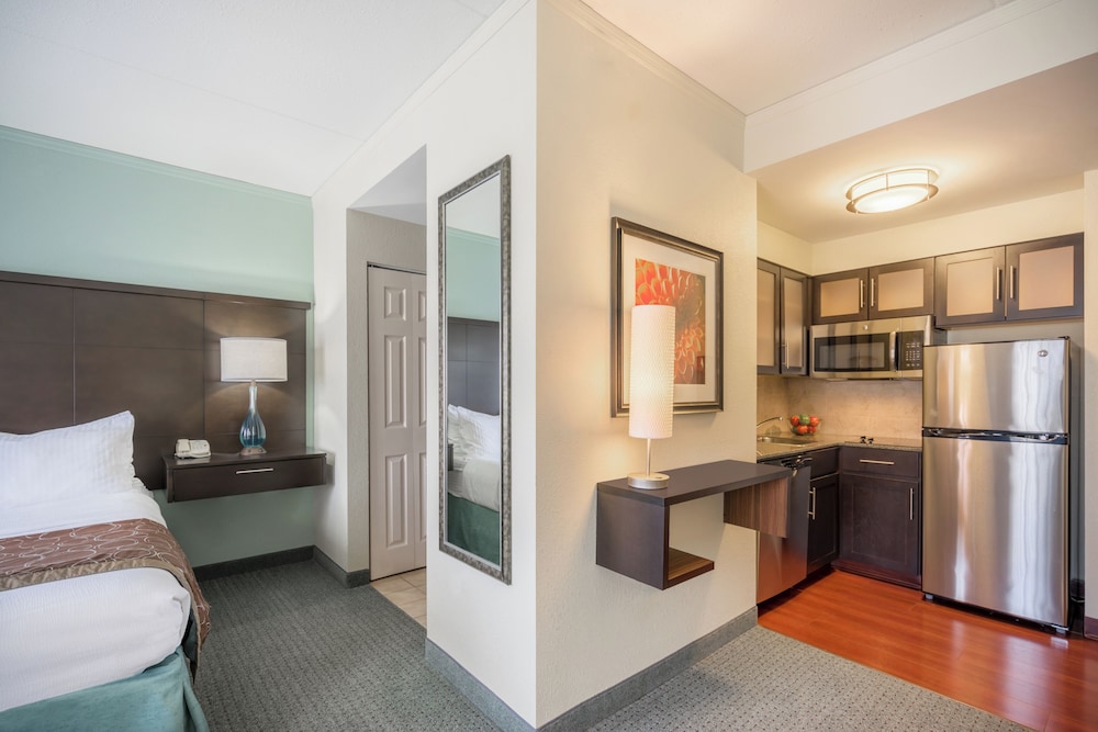 staybridge suites brandywine by ihg