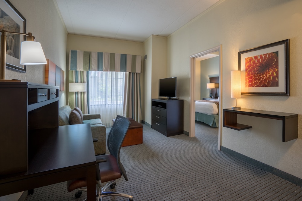 staybridge suites brandywine by ihg