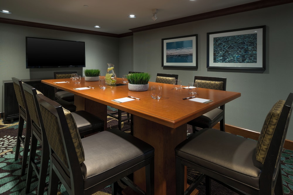 staybridge suites brandywine by ihg