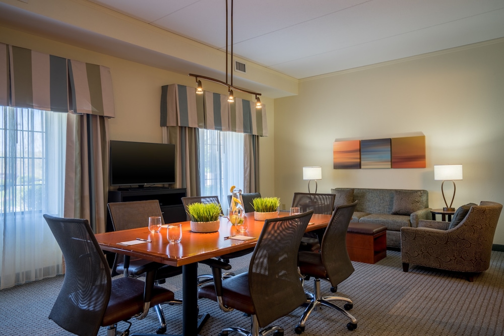 staybridge suites brandywine by ihg